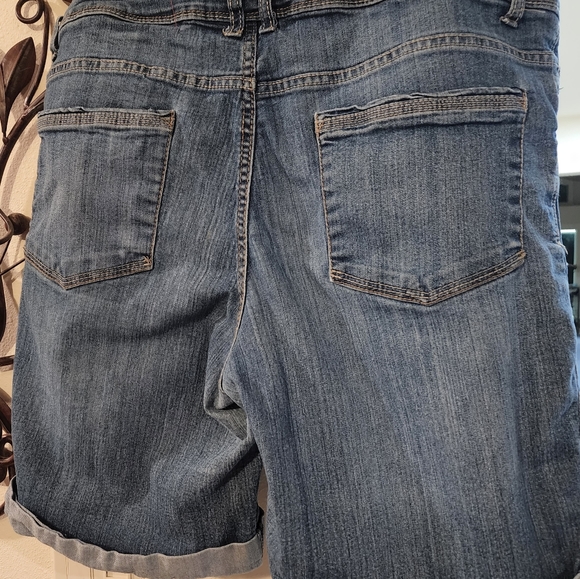 Faded Glory jeans. 16 - Picture 2 of 3